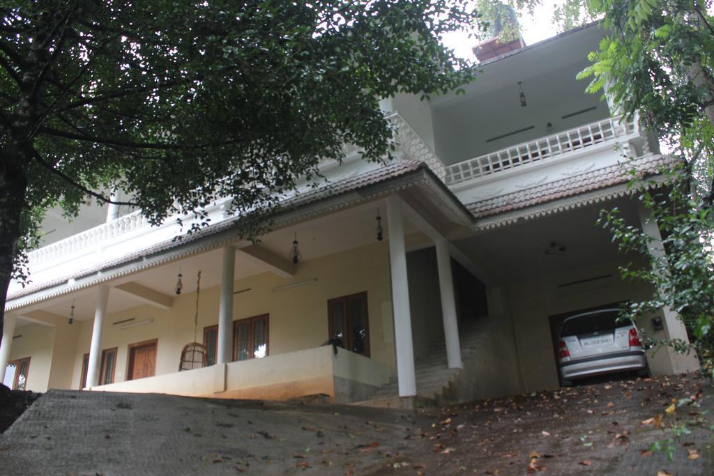 Horn Bill Cottage Thekkady Exterior photo